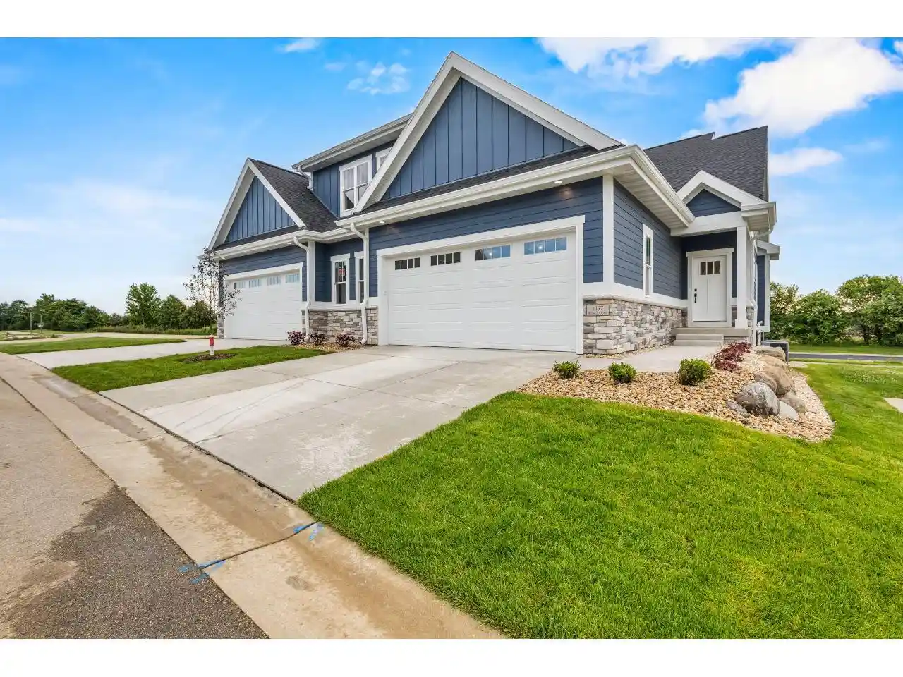 1157-irene-court-court-16-waunakee-wi-53597/hzid_edad5905