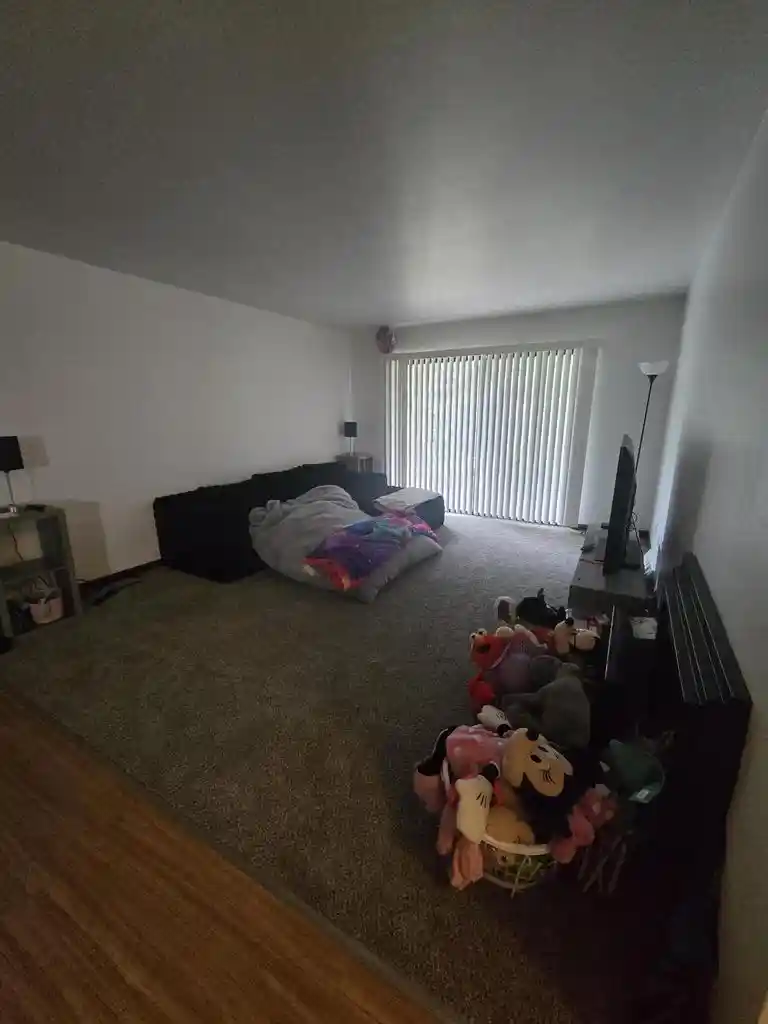 7721-n-60th-street-street-102-milwaukee-wi-53223/hzid_aa35d628