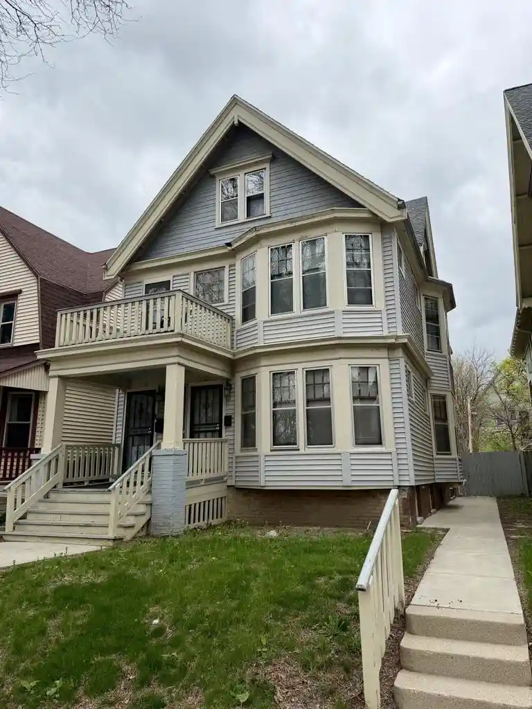 2106-n-42nd-street-street-2108-milwaukee-wi-53208/hzid_abe53523