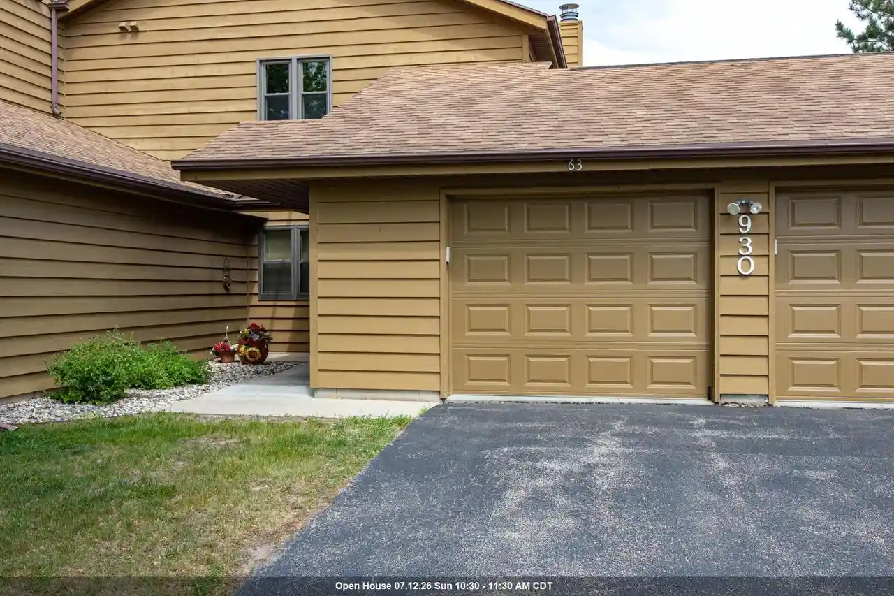 930-manor-dr-dr-63-neenah-wi-54956/hzid_eb70de45