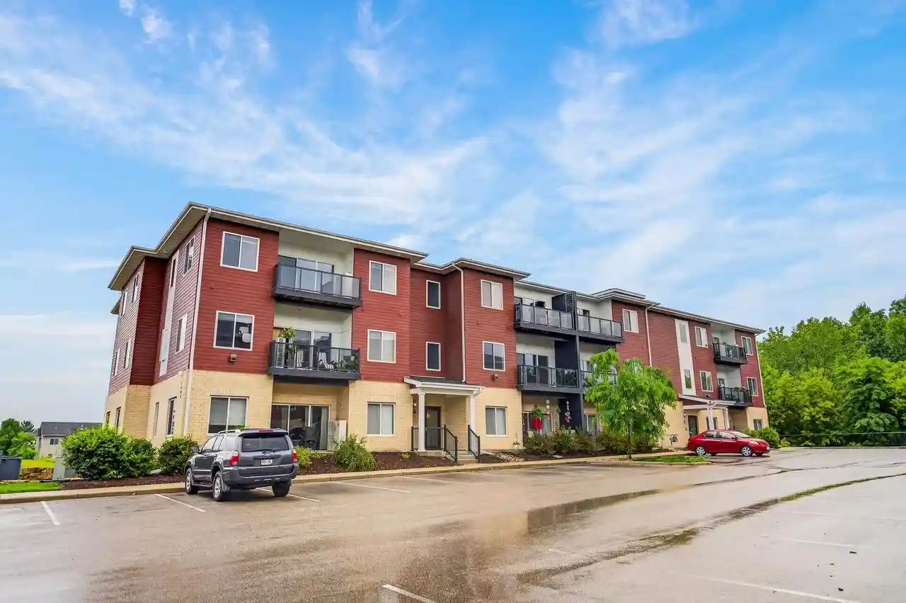 1501-n-windsor-avenue-avenue-201-cottage-grove-wi-53527/hzid_3118643e