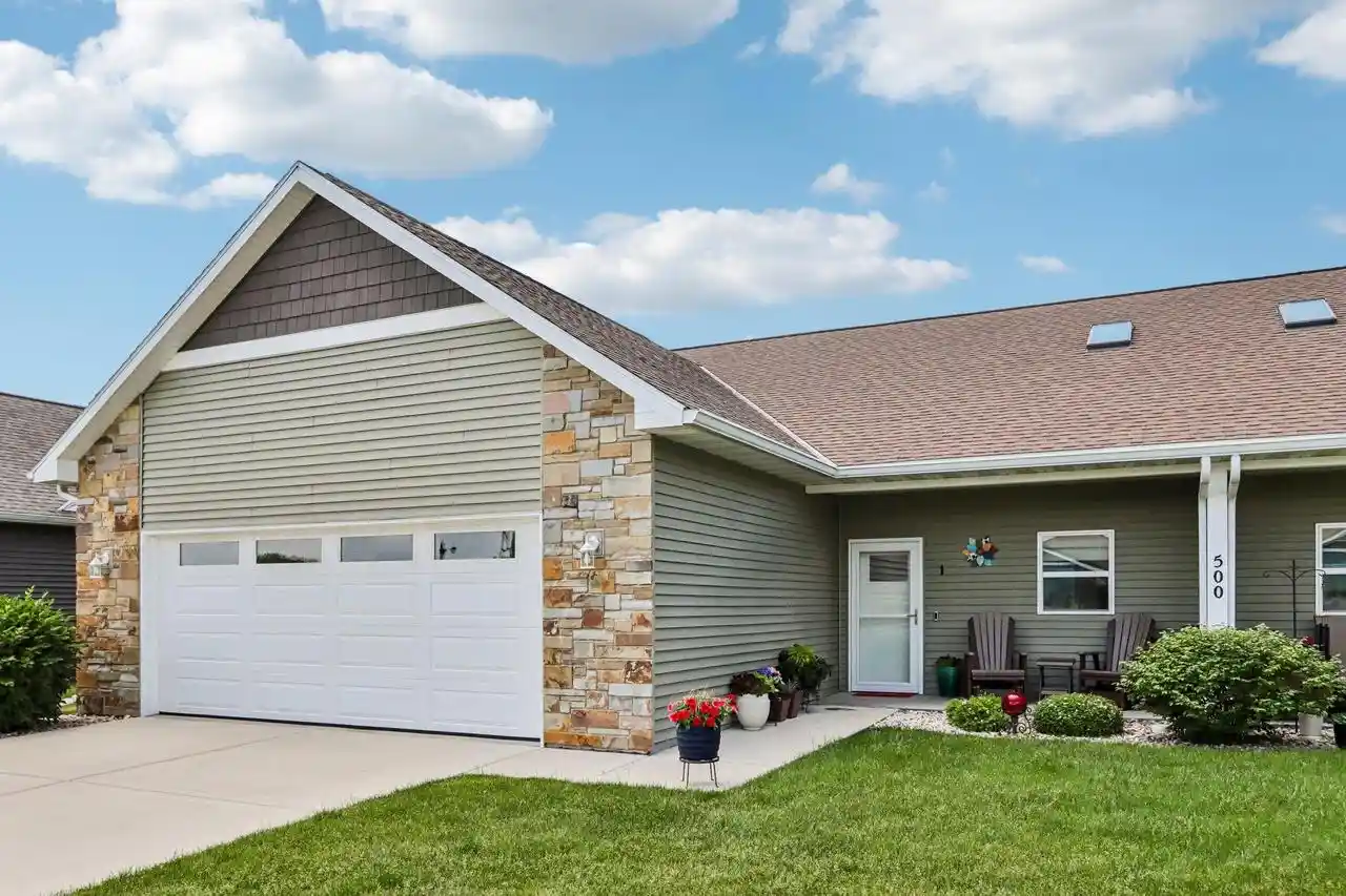 500-river-road-road-1-columbus-wi-53925/hzid_046fb21d