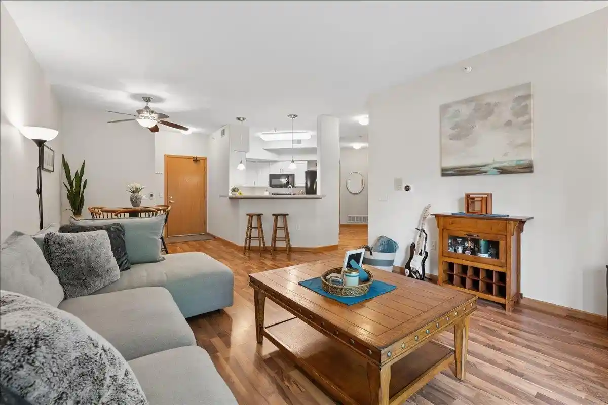18-kings-mill-circle-circle-111-madison-wi-53718/hzid_2d51b702