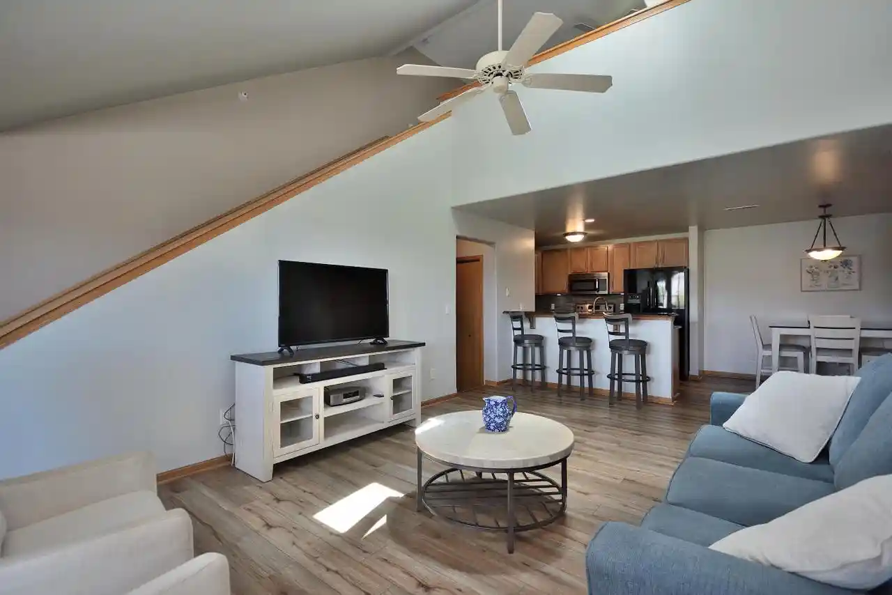 2955-w-drexel-avenue-avenue-414-franklin-wi-53132/hzid_4a6160b6