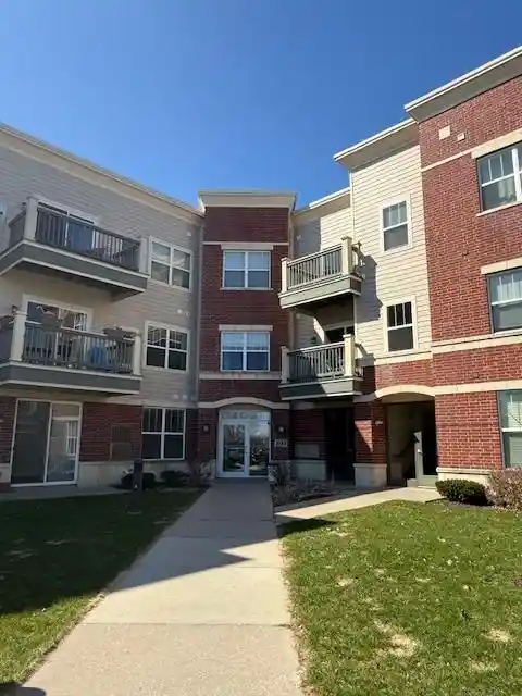 5198-sassafras-dr-dr-205-fitchburg-wi-53711/hzid_972a9557