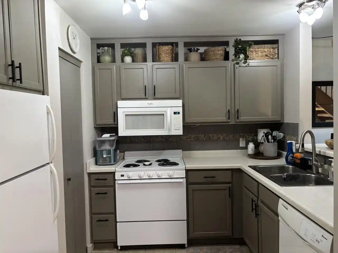 1016-n-sunnyvale-lane-lane-e-madison-wi-53713/hzid_f4757284