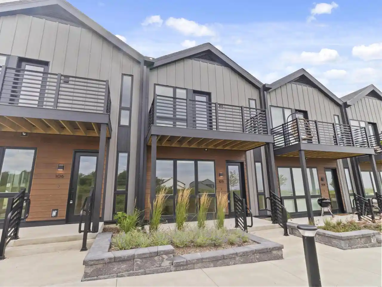 9352-s-alder-pl-pl-105-oak-creek-wi-53154/hzid_414cc437