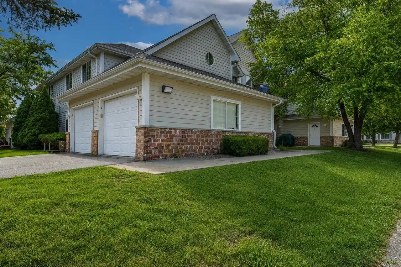 501-lawson-school-road-road-delavan-wi-53115/hzid_9a81dfa5