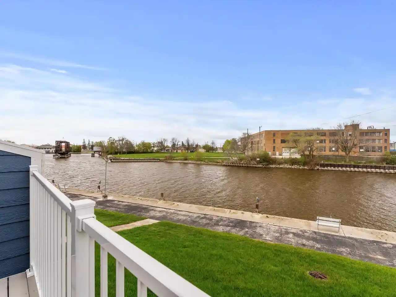 1609-16th-street-street-unit-d-two-rivers-wi-54241/hzid_9a3121bd