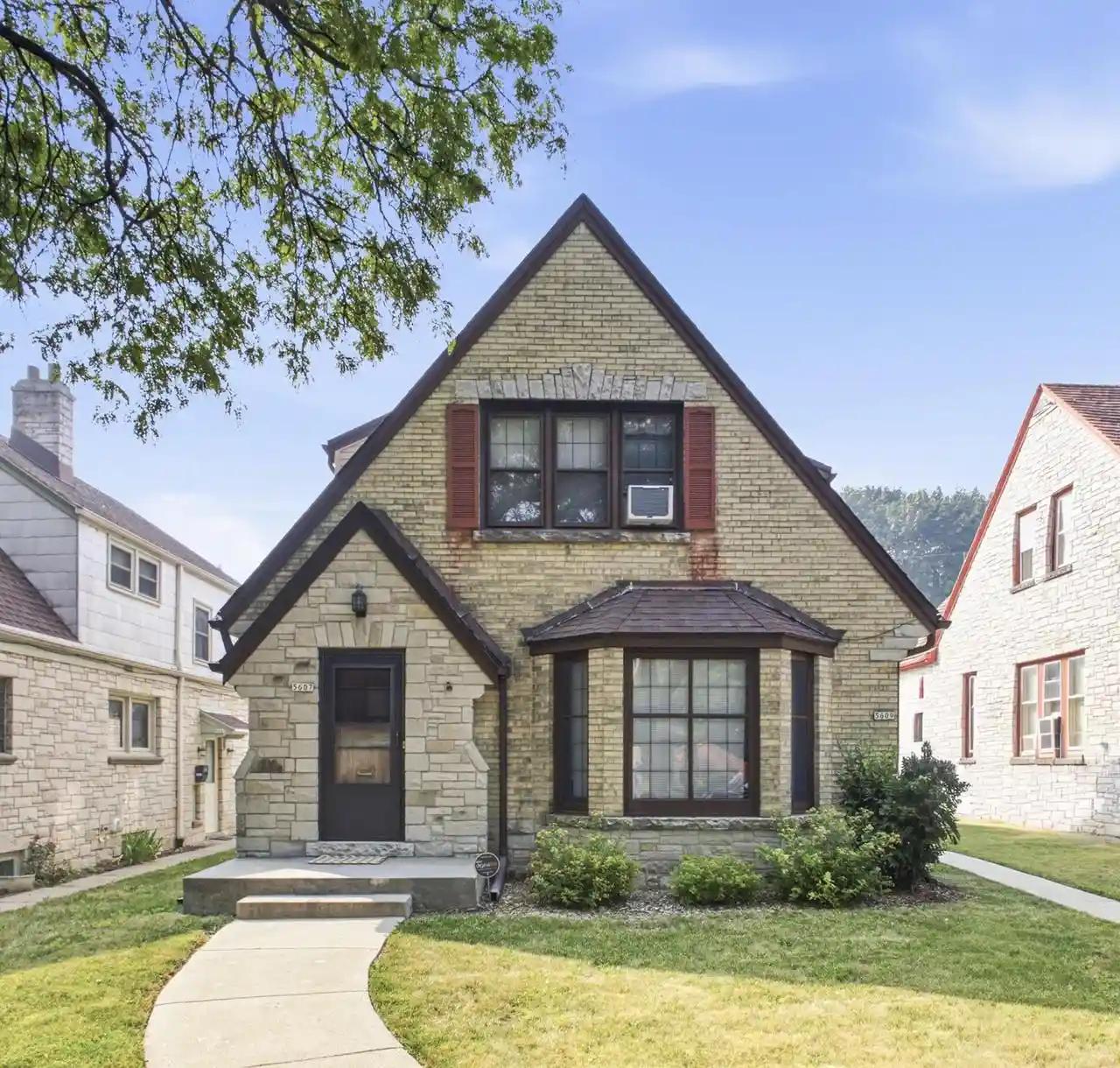 5607-w-philip-pl-pl-5609-milwaukee-wi-53216/hzid_58935b98