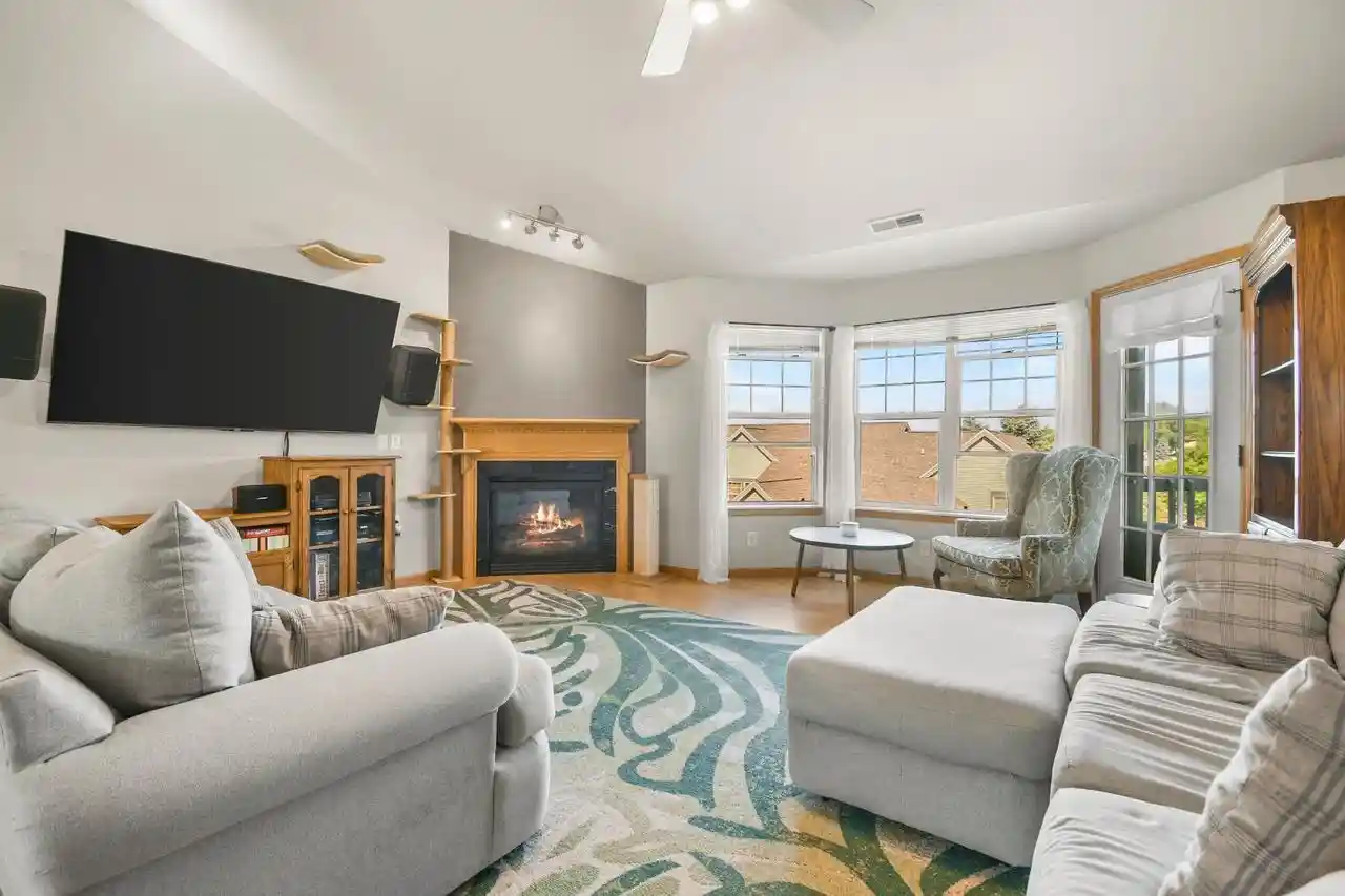 3134-dorchester-way-way-4-madison-wi-53719/hzid_931811b5