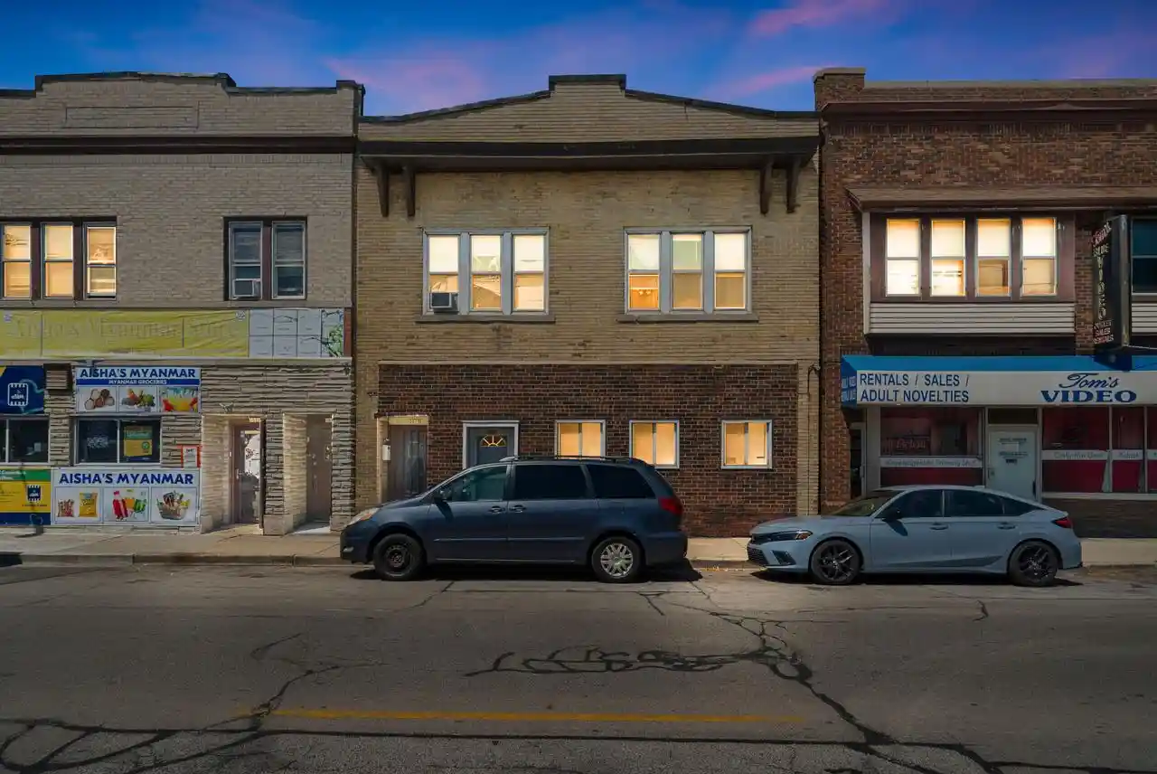 3015-s-13th-street-street-3017-milwaukee-wi-53215/hzid_56424eb2