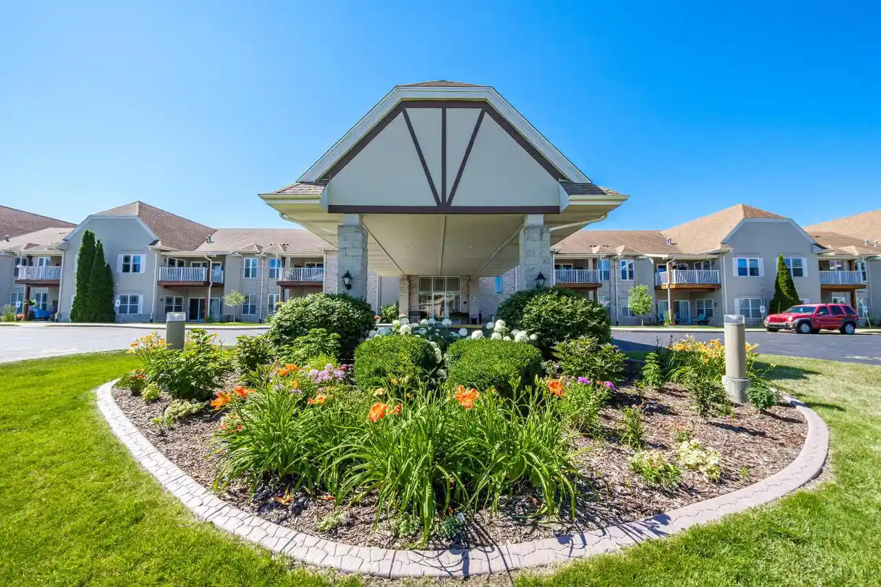 n113w16241-sylvan-circle-circle-104-germantown-wi-53022/hzid_3a896811