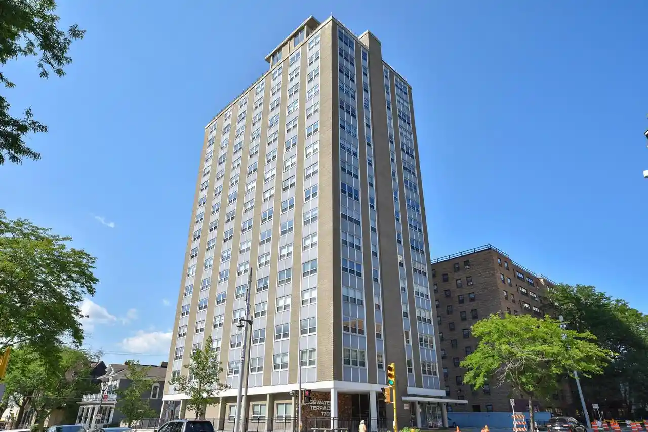 1707-n-prospect-avenue-avenue-6c-milwaukee-wi-53202/hzid_91aab30d