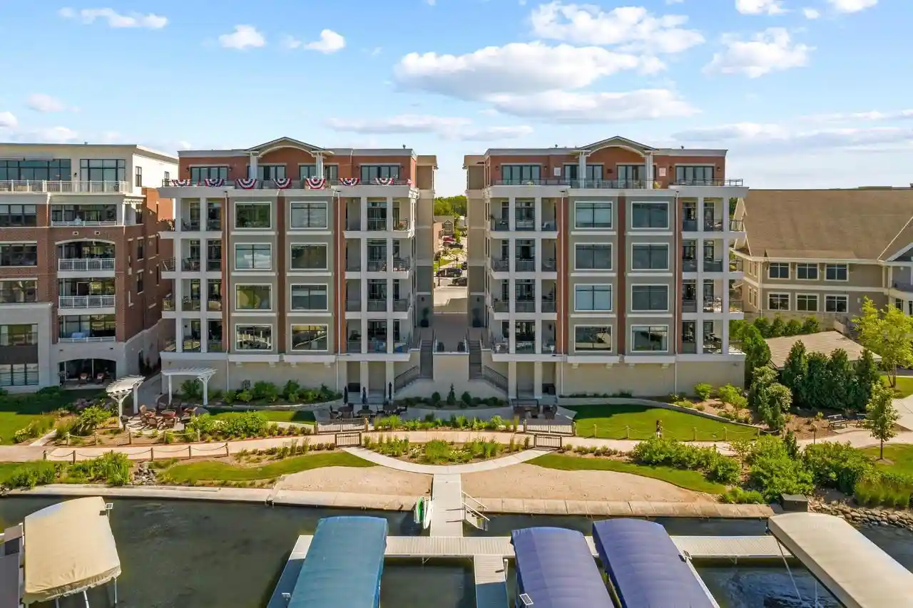 200-w-wisconsin-avenue-avenue-202-oconomowoc-wi-53066/hzid_41b702b7