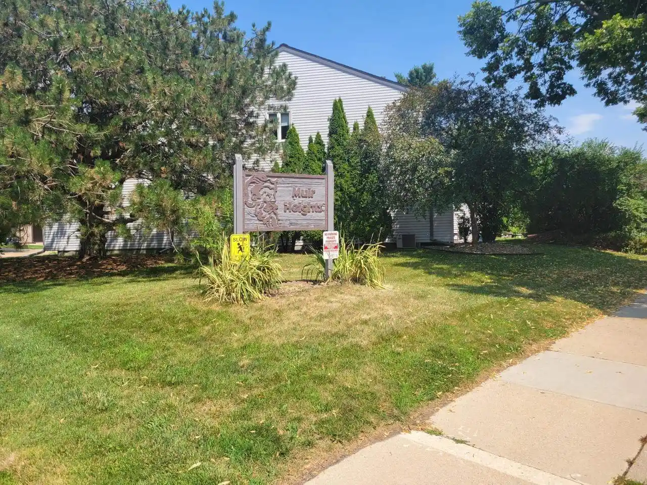 2104-pike-dr-dr-2104-madison-wi-53713/hzid_2d2191fc