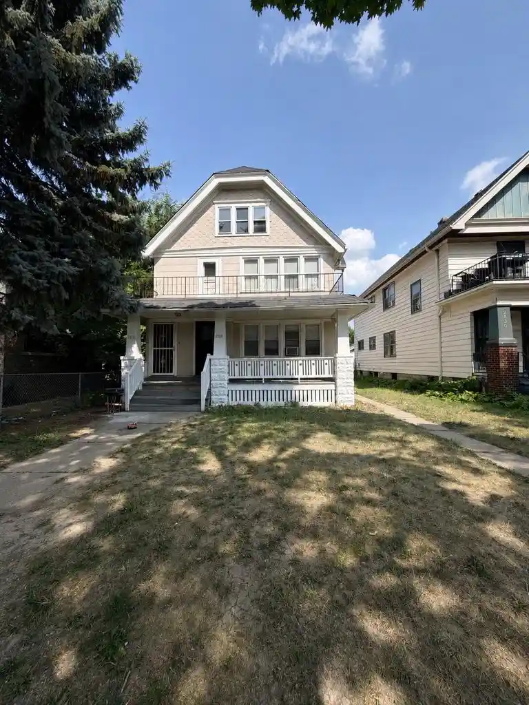 2834-n-47th-street-street-2836-milwaukee-wi-53210/hzid_23529db1