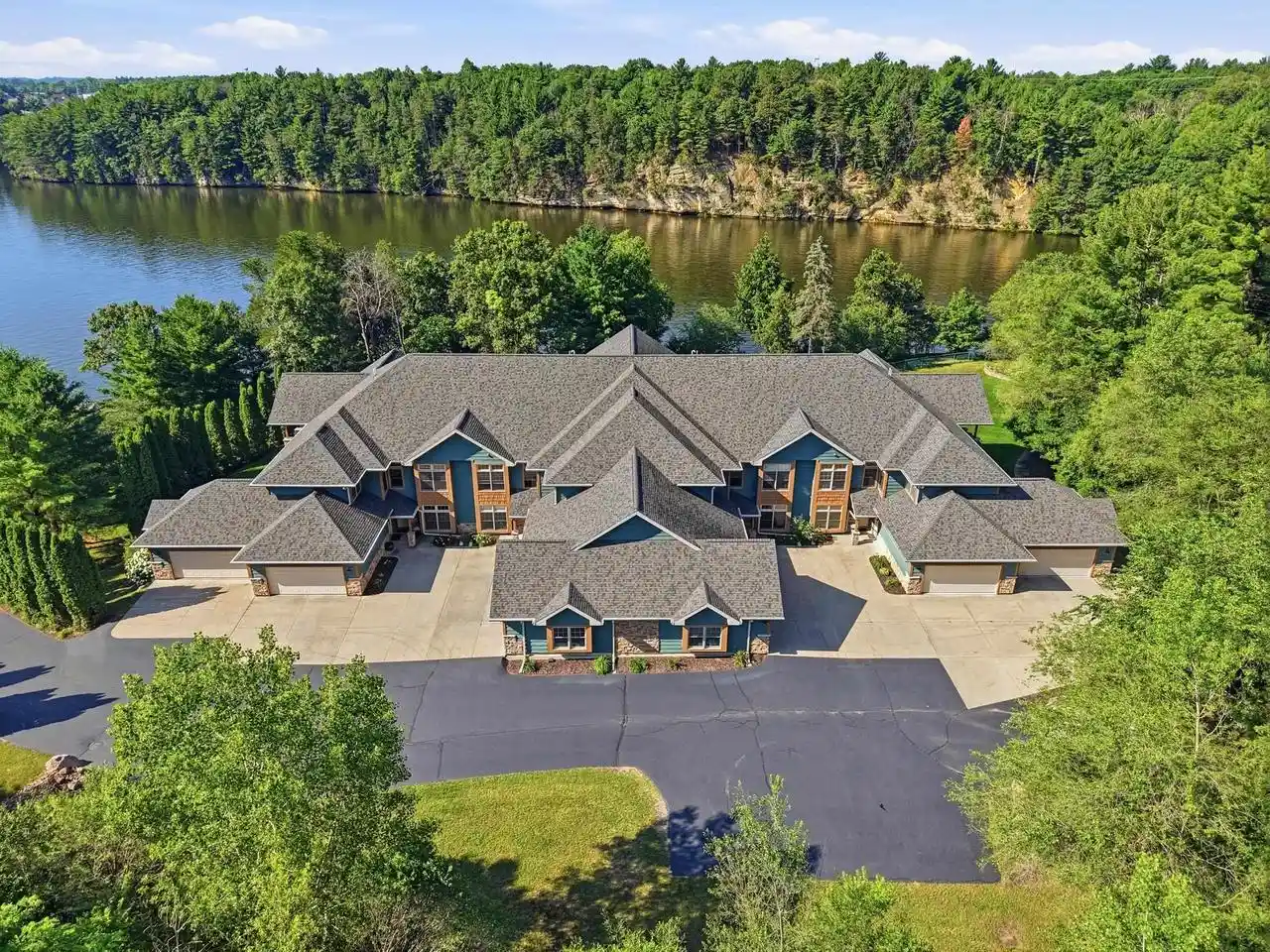 40-illinois-avenue-avenue-8-wisconsin-dells-wi-53965/hzid_cc53bde7