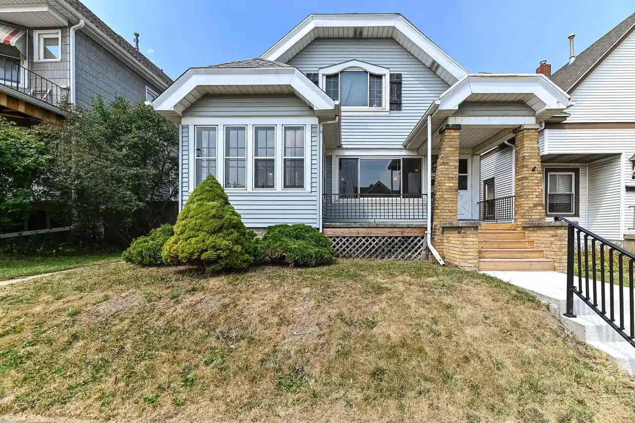 1567-s-71st-street-street-west-allis-wi-53214/hzid_8ecd41b3