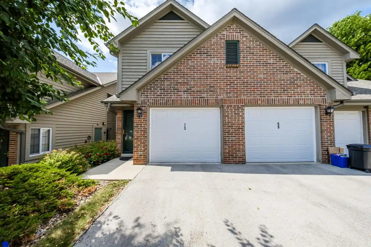 18500-brookfield-lakes-dr-dr-73-brookfield-wi-53045/hzid_68a29900
