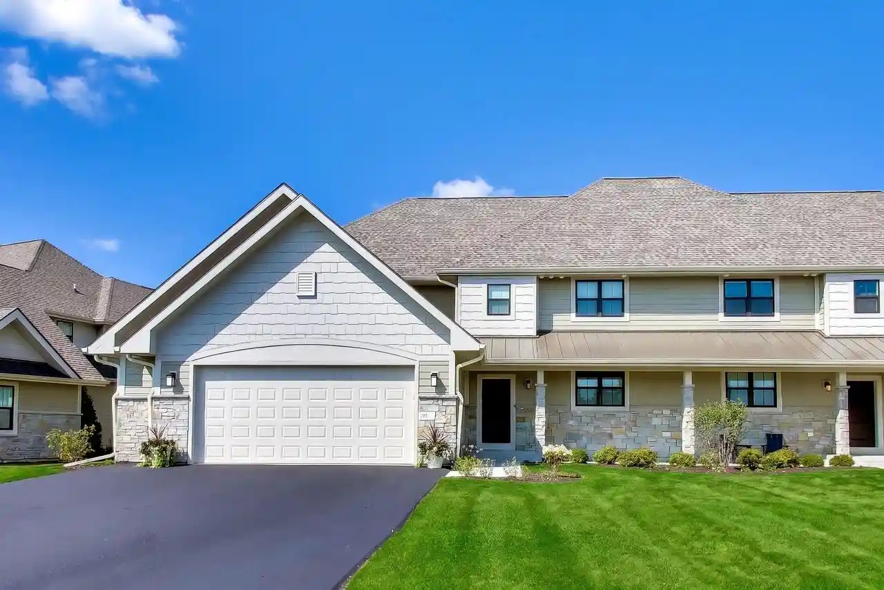 690-eagleton-dr-dr-33-lake-geneva-wi-53147/hzid_a413776d