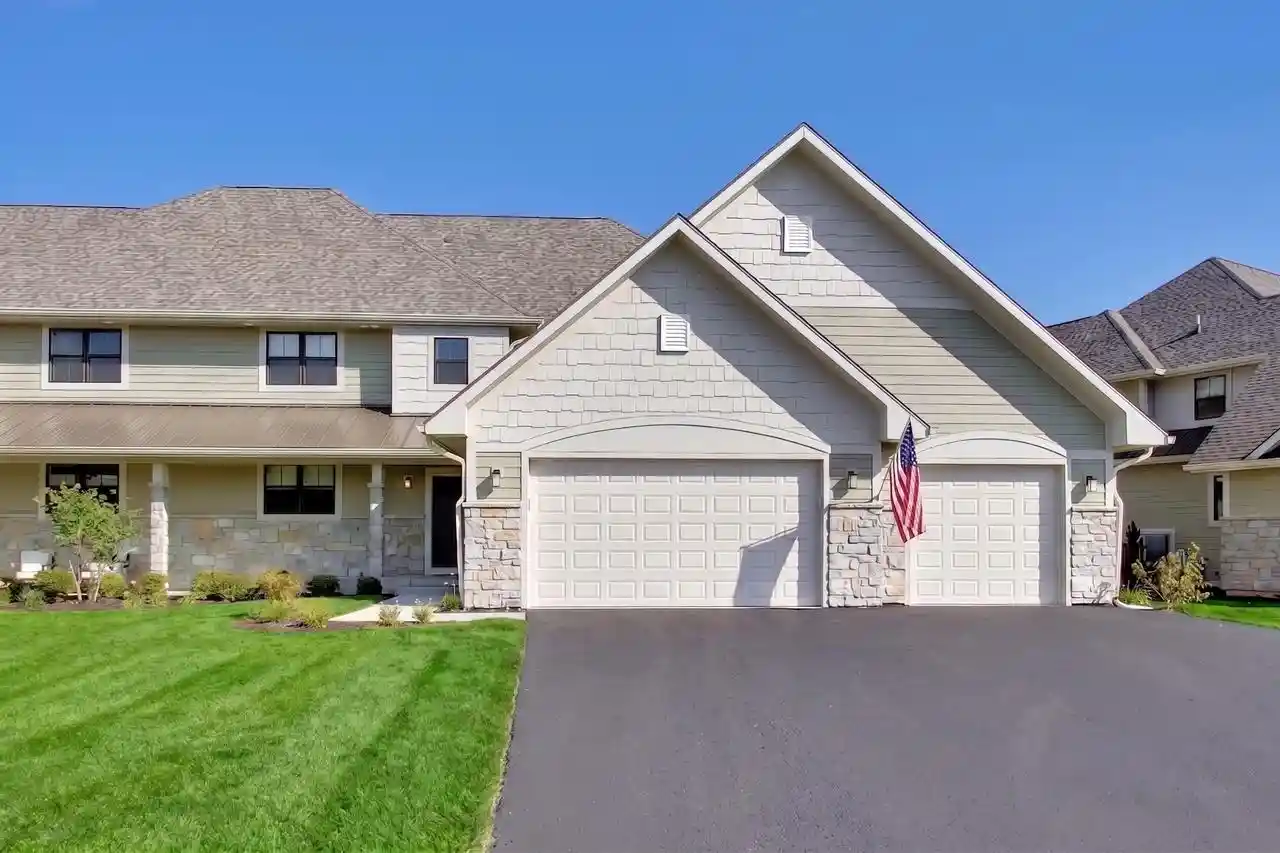 699-greenview-circle-circle-38-lake-geneva-wi-53147/hzid_2b76e746