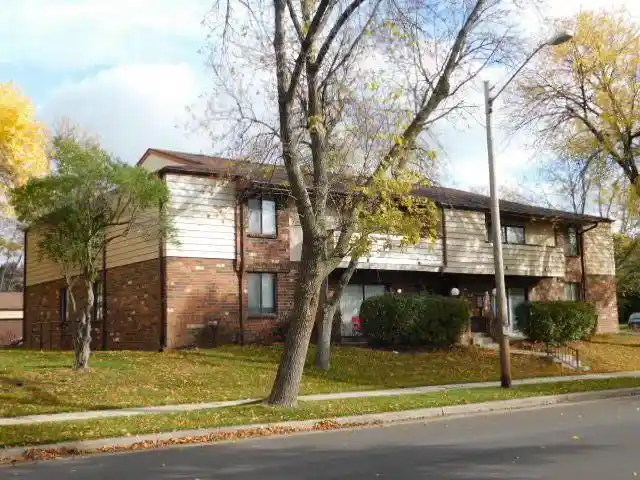 2620-w-custer-avenue-avenue-2650-glendale-wi-53209/hzid_394e433a