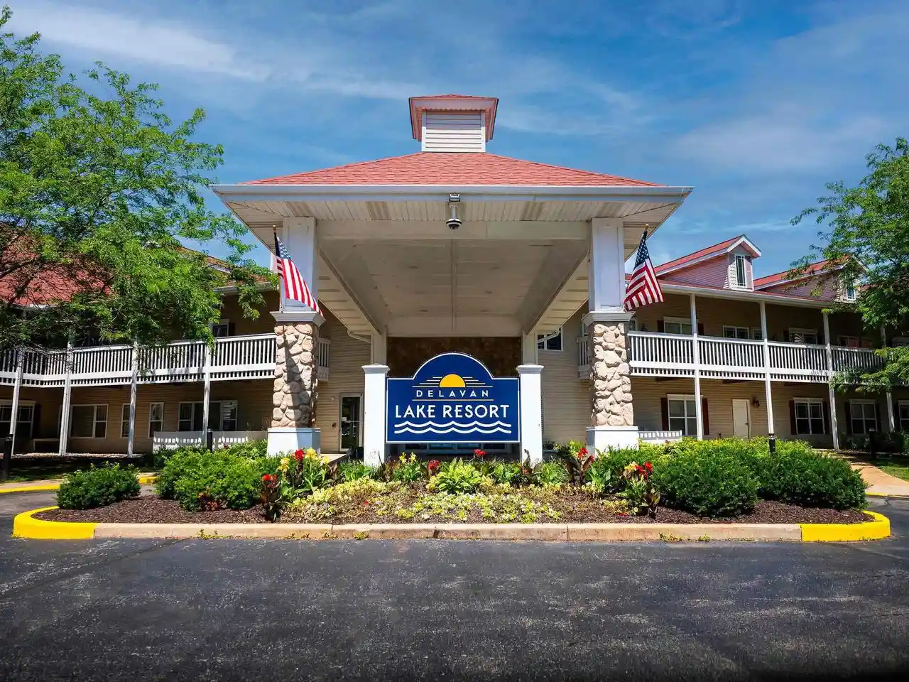 1505-s-shore-dr-dr-232-delavan-wi-53115/hzid_9ad2ec17