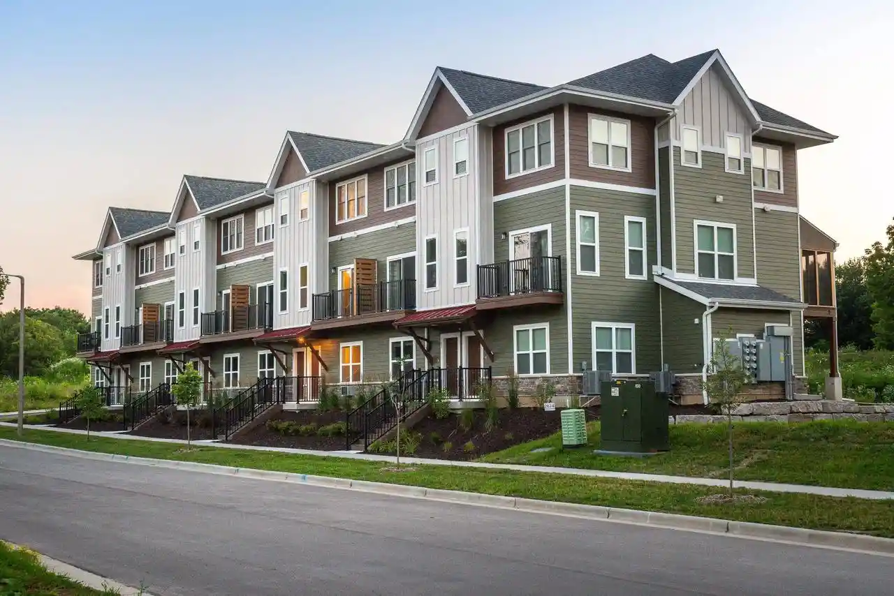 2674-notre-dame-dr-dr-702-fitchburg-wi-53711/hzid_5c849b54