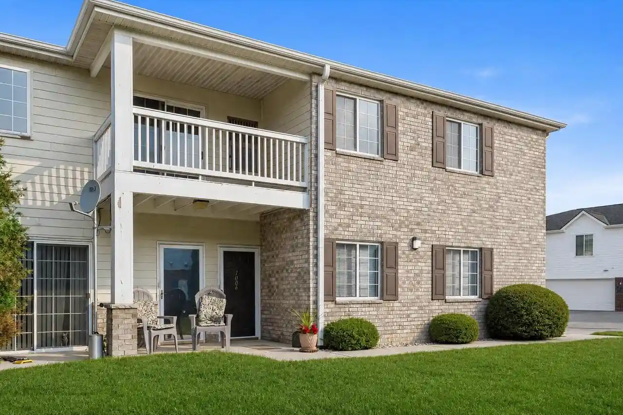 837-boulder-trail-trail-1006-mount-pleasant-wi-53406/hzid_f7187cf2
