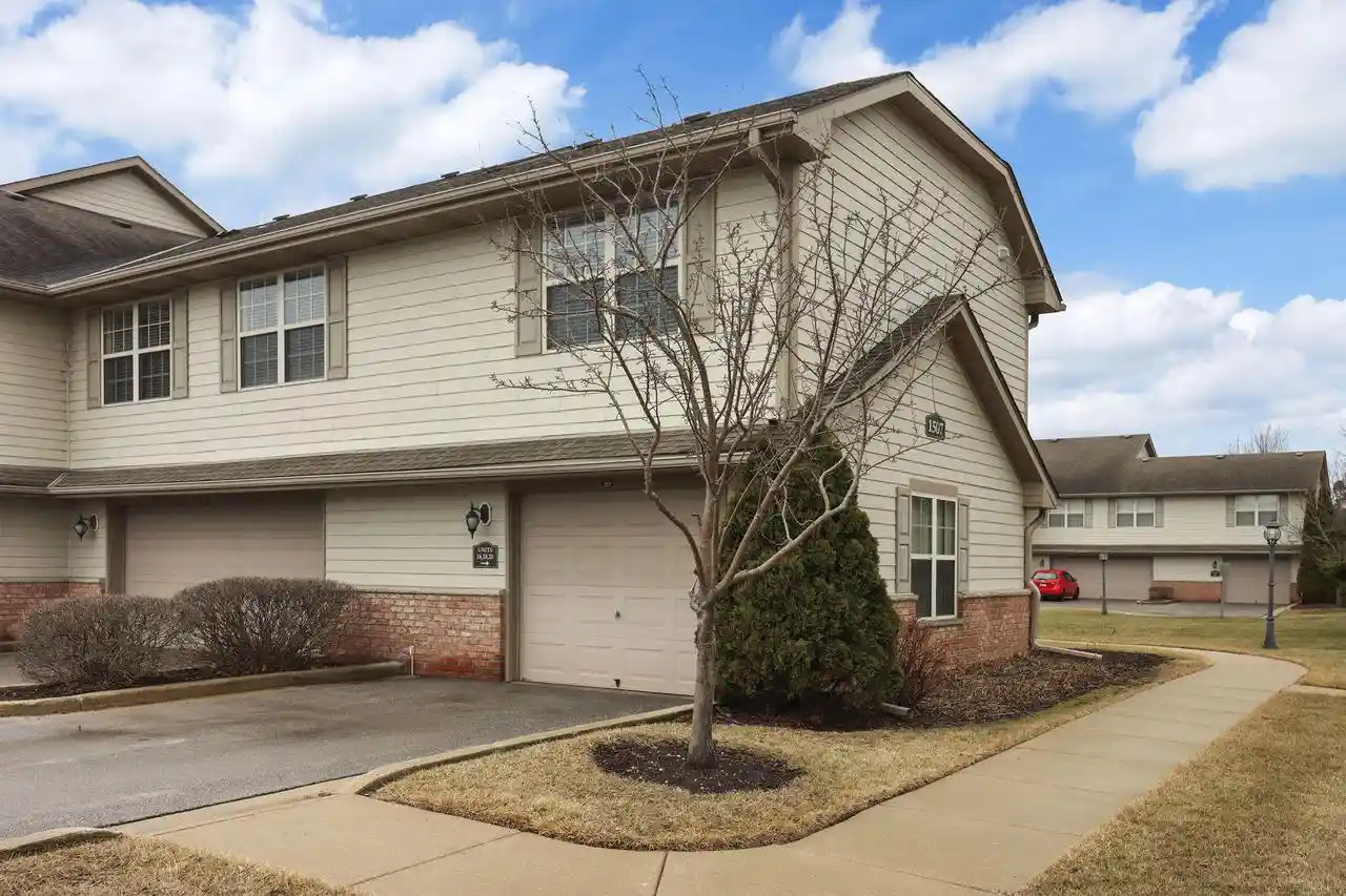1507-24th-avenue-avenue-20-kenosha-wi-53140/hzid_59d9bd62