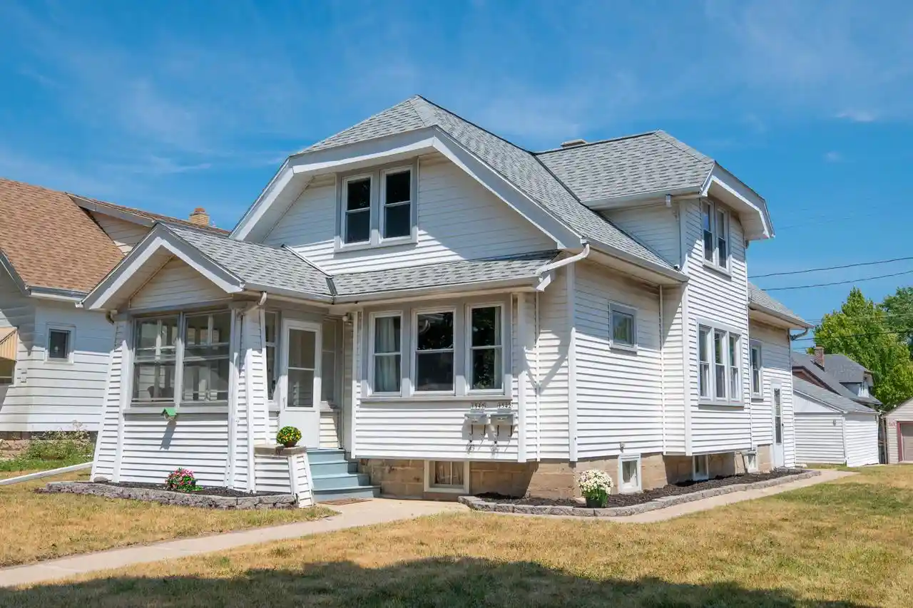 1540-s-58th-street-street-1542-west-allis-wi-53214/hzid_17d9812b