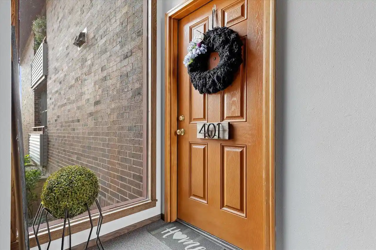 7931-s-68th-street-street-401-franklin-wi-53132/hzid_b83507af