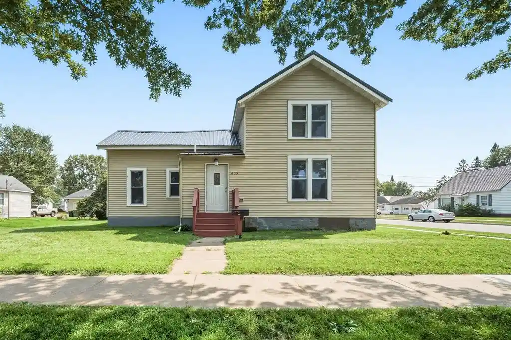 639-niagara-st-1-2-eau-claire-wi-54703/hzid_76aaa9fb