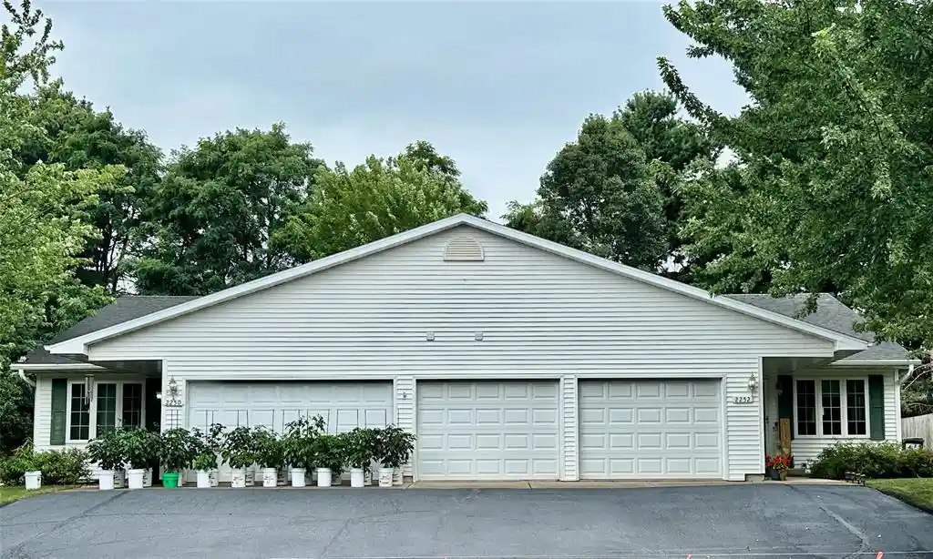 2250-2252-frank-street-street-1-2-eau-claire-wi-54703/hzid_fa7557fd