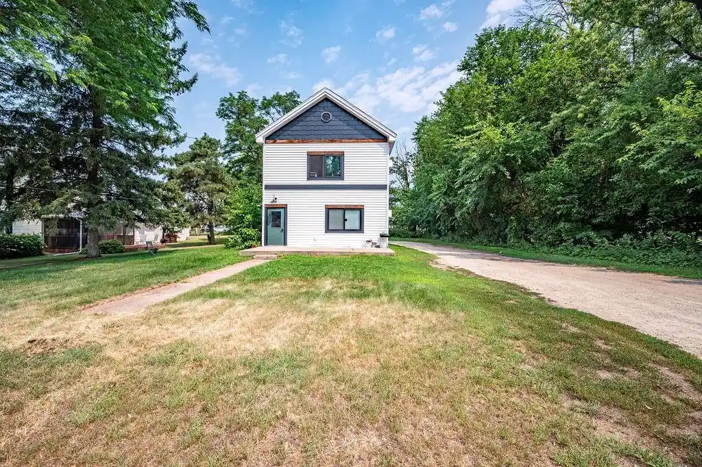 616-hilton-street-street-1-2-prescott-wi-54021/hzid_b6fd78d0