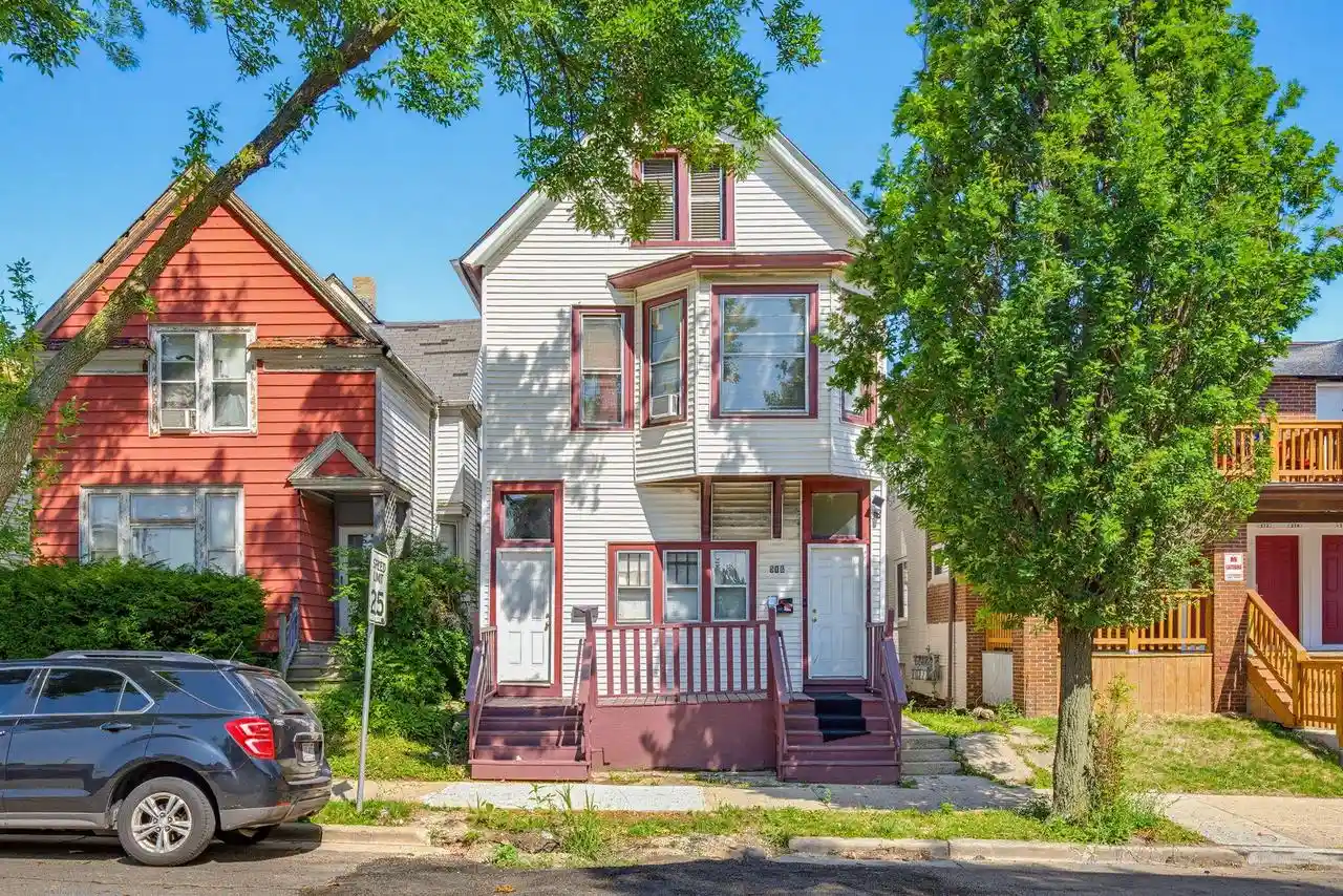 516-n-28th-street-street-518-milwaukee-wi-53208/hzid_c98ae7b4