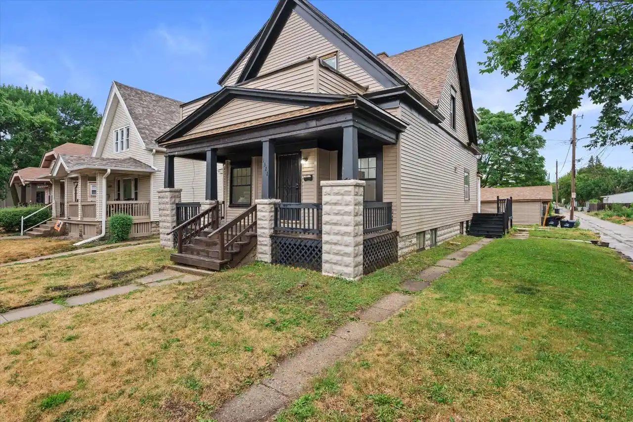 1322-w-concordia-avenue-avenue-a-milwaukee-wi-53206/hzid_d97506df