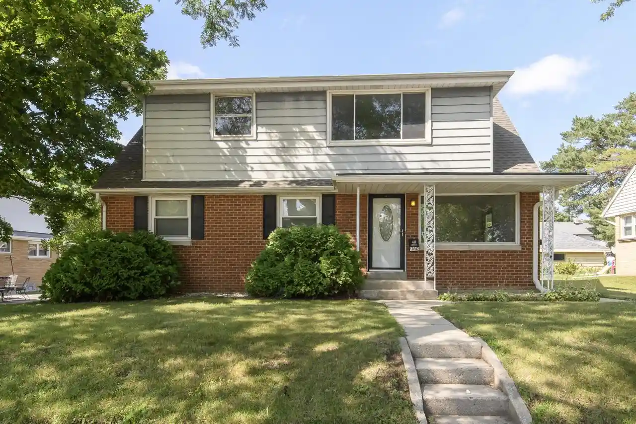 10160-w-montana-avenue-avenue-10162-west-allis-wi-53227/hzid_9a6250c4