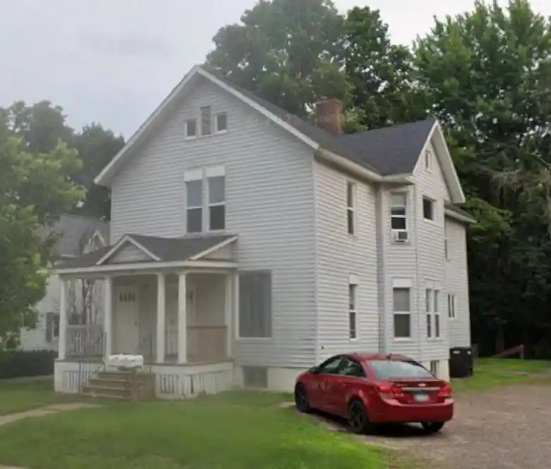 457-summit-avenue-avenue-1-3-eau-claire-wi-54701/hzid_4a35a78a