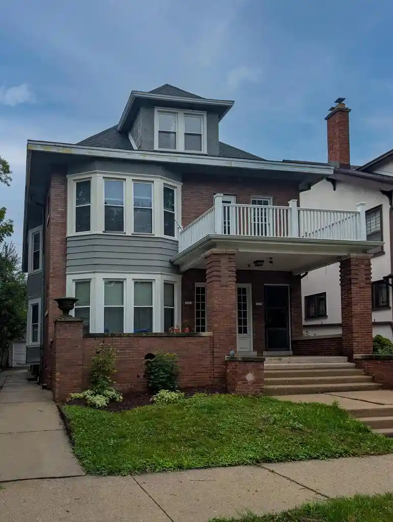 3223-n-marietta-avenue-avenue-3225-milwaukee-wi-53211/hzid_0670f62f