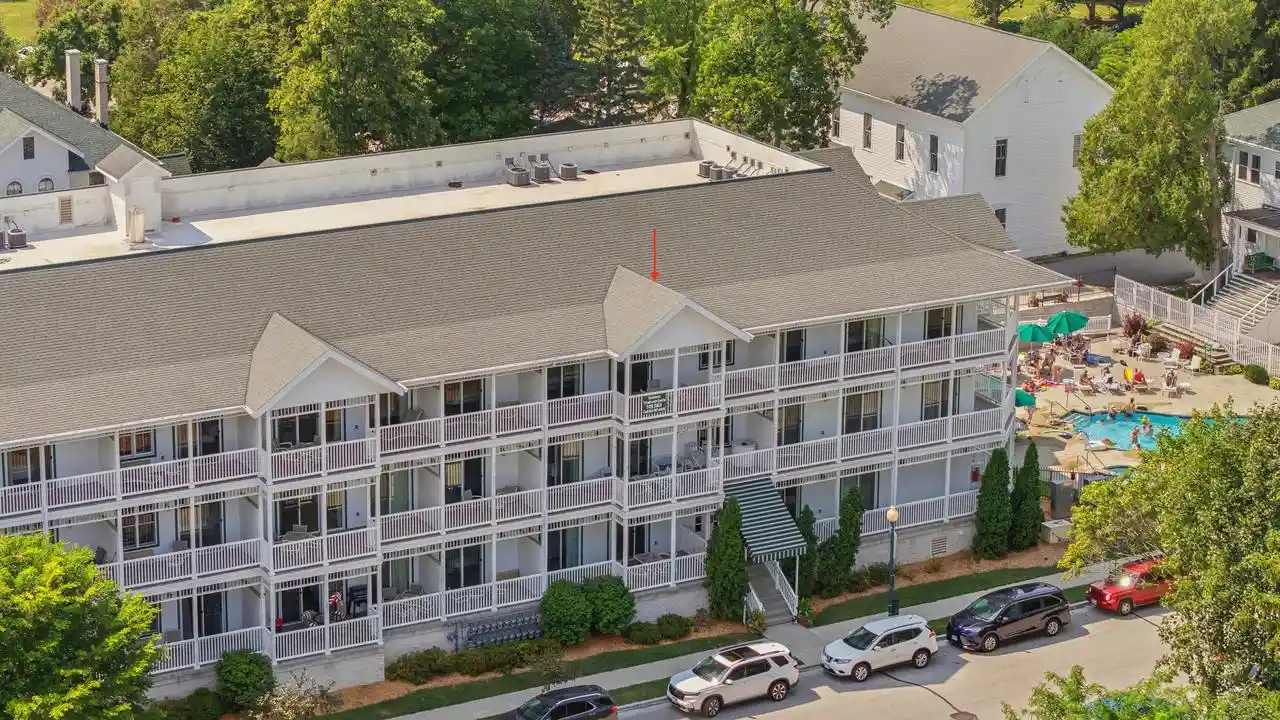 253-s-east-street-street-306-elkhart-lake-wi-53020/hzid_25528b9f