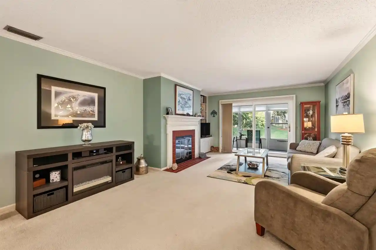 1522-golf-view-road-road-d-madison-wi-53704/hzid_9f0b340d