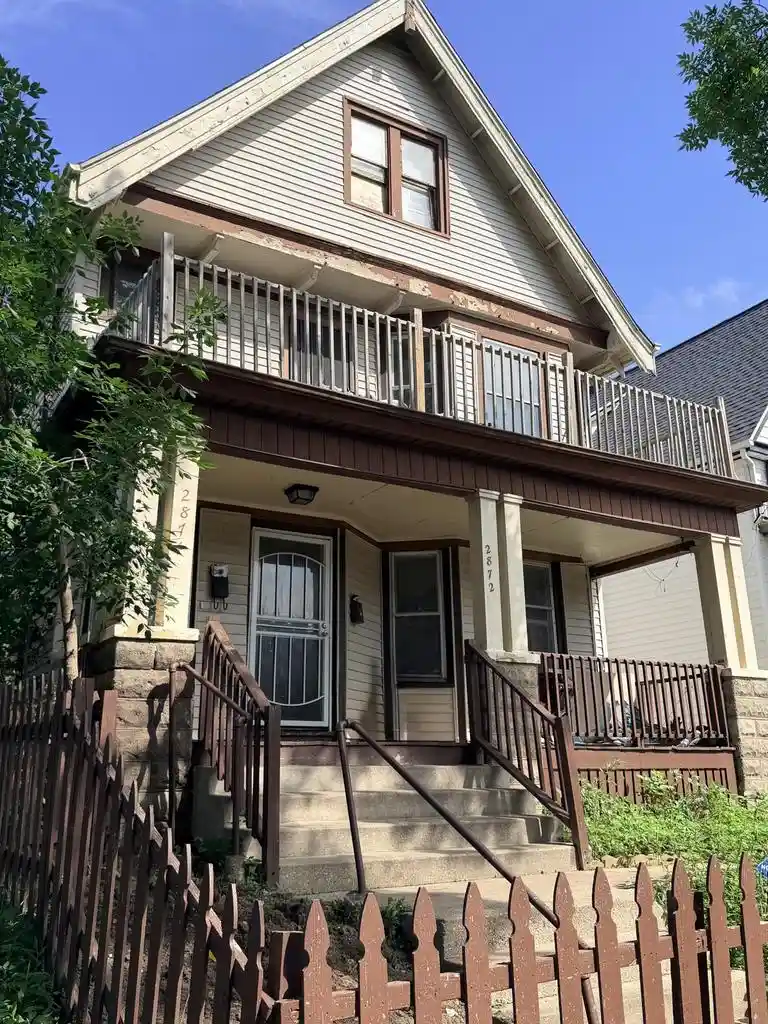 2872-n-33rd-street-street-2874-milwaukee-wi-53210/hzid_65aa4229