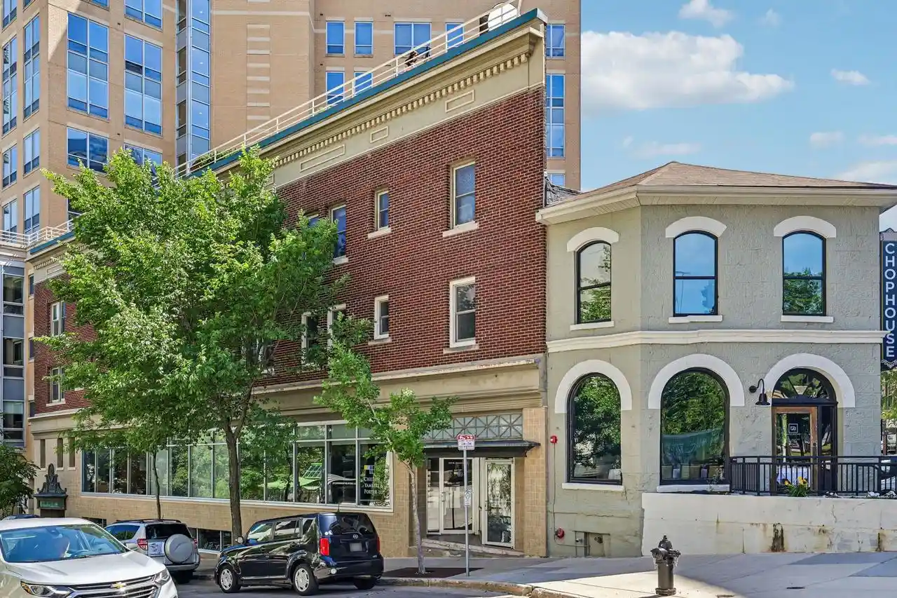 111-n-hamilton-street-street-203-madison-wi-53703/hzid_3f4a5a4a