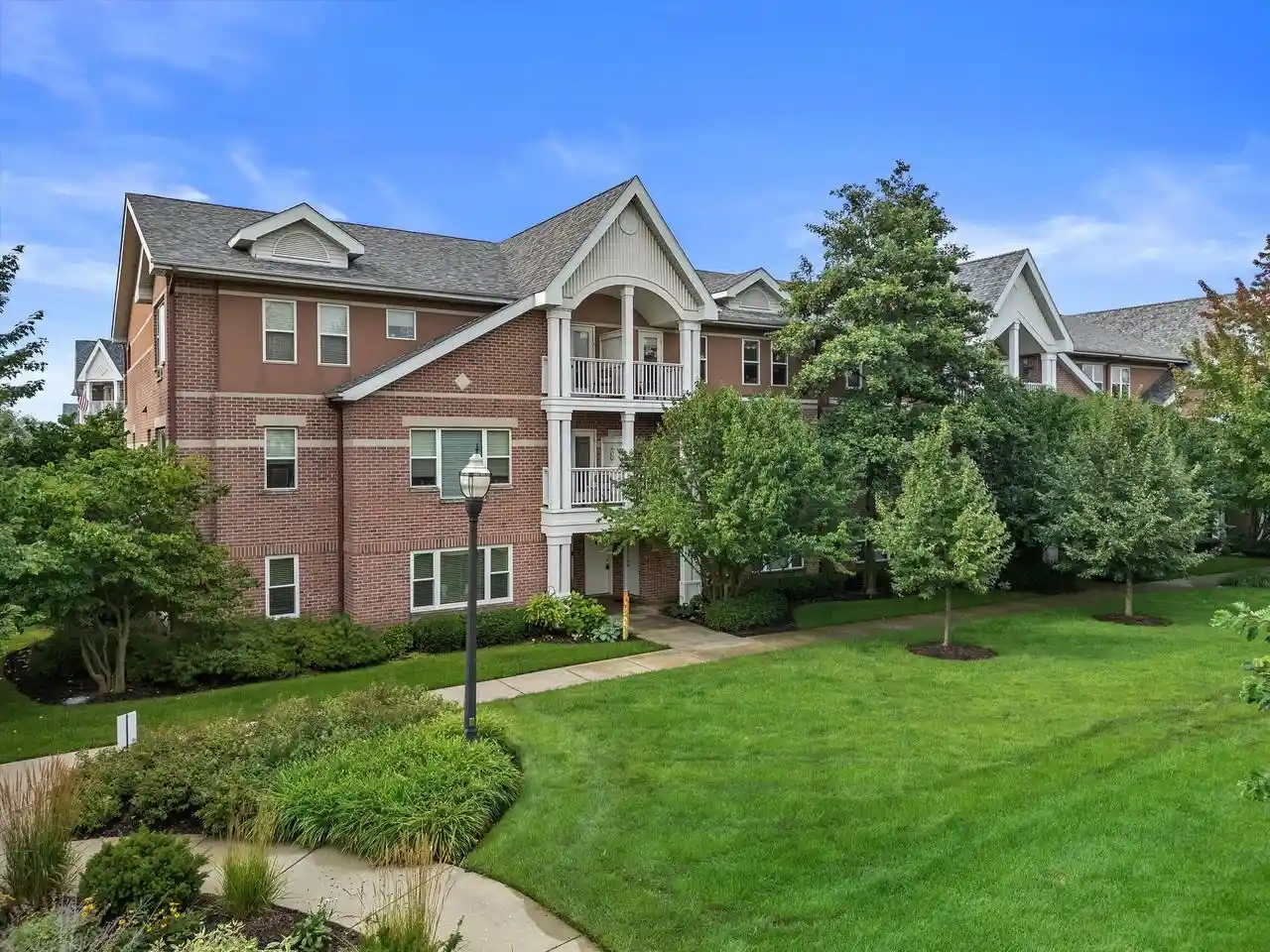 307-55th-street-street-b-kenosha-wi-53140/hzid_34db8571