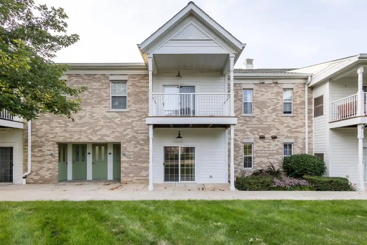 2704-northview-road-road-148-waukesha-wi-53188/hzid_96882198