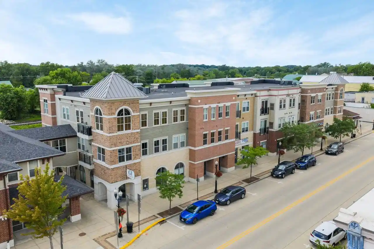 111-w-fulton-street-street-207-edgerton-wi-53534/hzid_748830ab