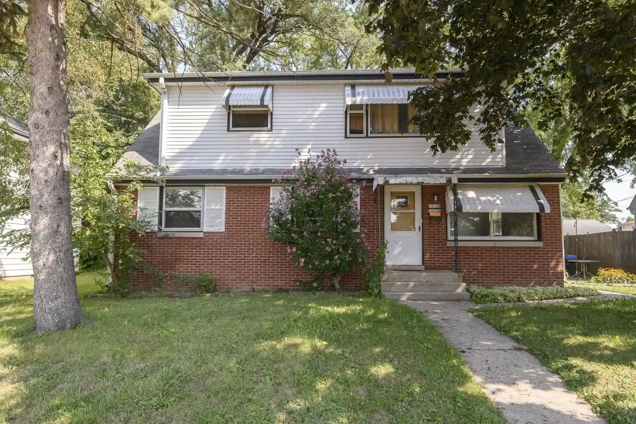 10138-w-montana-avenue-avenue-10140-west-allis-wi-53227/hzid_af2aa8b0