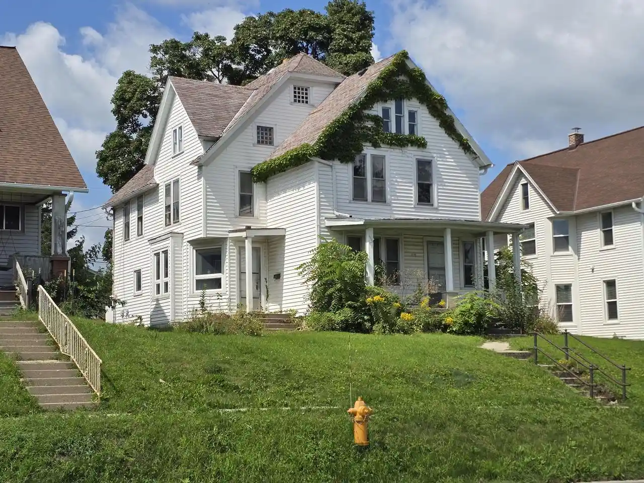 130-s-7th-avenue-avenue-132-west-bend-wi-53095/hzid_5334d5e2